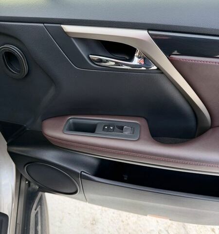 Серый Лексус РХ, объемом двигателя 2 л и пробегом 41 тыс. км за 48000 $, фото 3 на Automoto.ua