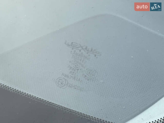 Сірий Лексус РХ, об'ємом двигуна 2 л та пробігом 107 тис. км за 43900 $, фото 6 на Automoto.ua
