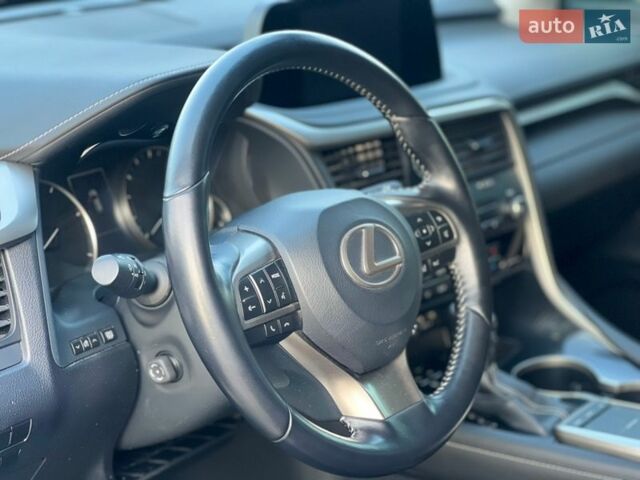Серый Лексус РХ, объемом двигателя 2 л и пробегом 64 тыс. км за 44900 $, фото 51 на Automoto.ua