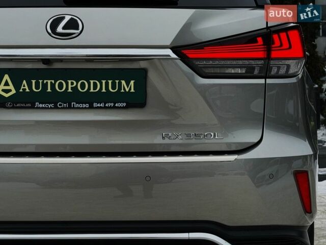 Серый Лексус РХ, объемом двигателя 3.46 л и пробегом 9 тыс. км за 52799 $, фото 23 на Automoto.ua