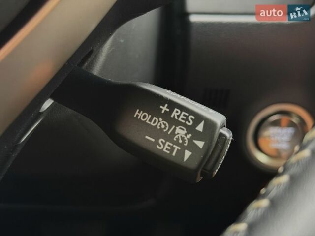 Серый Лексус РХ, объемом двигателя 3.46 л и пробегом 9 тыс. км за 52799 $, фото 46 на Automoto.ua