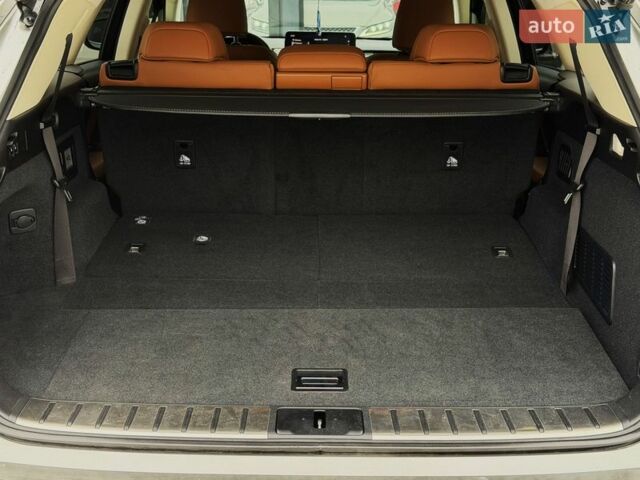 Серый Лексус РХ, объемом двигателя 3.46 л и пробегом 9 тыс. км за 52799 $, фото 24 на Automoto.ua