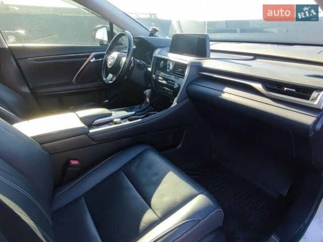 Серый Лексус РХ, объемом двигателя 2 л и пробегом 64 тыс. км за 44500 $, фото 7 на Automoto.ua