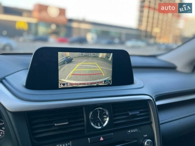 Серый Лексус РХ, объемом двигателя 2 л и пробегом 64 тыс. км за 44900 $, фото 80 на Automoto.ua