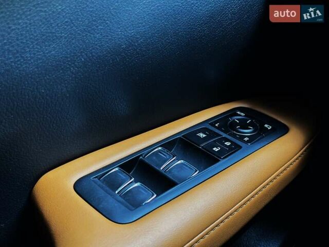 Серый Лексус РХ, объемом двигателя 3.46 л и пробегом 9 тыс. км за 52999 $, фото 39 на Automoto.ua