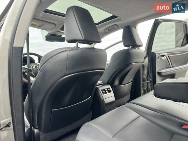 Серый Лексус РХ, объемом двигателя 3.5 л и пробегом 29 тыс. км за 43500 $, фото 54 на Automoto.ua