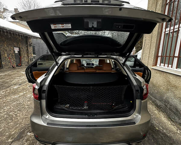 Серый Лексус РХ, объемом двигателя 3.46 л и пробегом 95 тыс. км за 48000 $, фото 6 на Automoto.ua