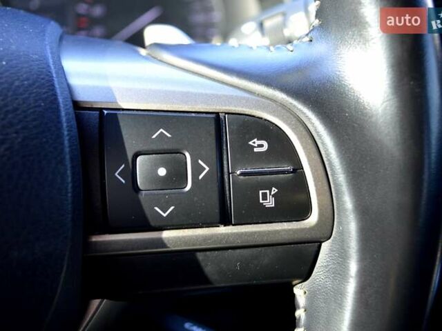 Сірий Лексус РХ, об'ємом двигуна 2 л та пробігом 86 тис. км за 46900 $, фото 26 на Automoto.ua