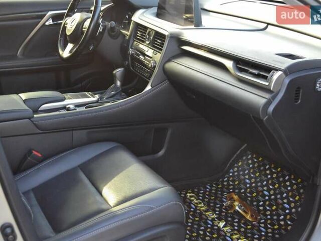 Сірий Лексус РХ, об'ємом двигуна 2 л та пробігом 86 тис. км за 46900 $, фото 40 на Automoto.ua