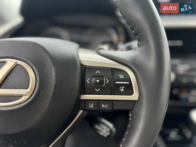 Серый Лексус РХ, объемом двигателя 3.5 л и пробегом 29 тыс. км за 43500 $, фото 44 на Automoto.ua