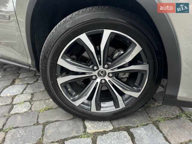 Серый Лексус РХ, объемом двигателя 3.5 л и пробегом 29 тыс. км за 43500 $, фото 18 на Automoto.ua