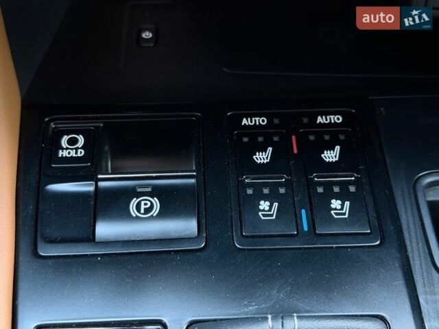 Серый Лексус РХ, объемом двигателя 3.46 л и пробегом 9 тыс. км за 52699 $, фото 43 на Automoto.ua