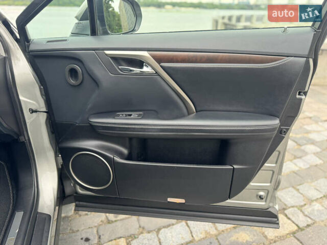 Серый Лексус РХ, объемом двигателя 3.5 л и пробегом 29 тыс. км за 43500 $, фото 66 на Automoto.ua