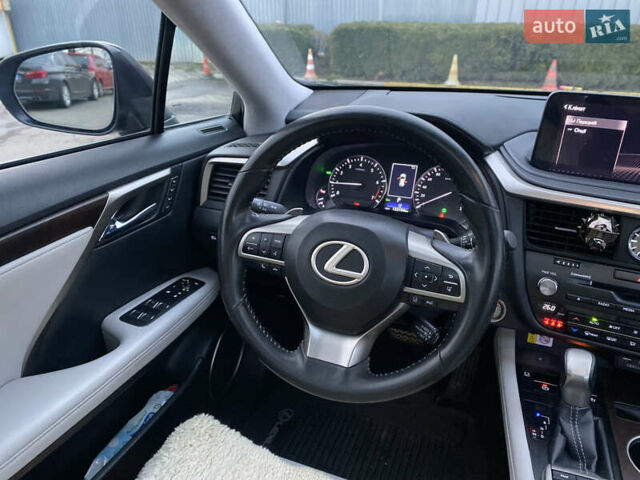 Серый Лексус РХ, объемом двигателя 3.46 л и пробегом 121 тыс. км за 45500 $, фото 3 на Automoto.ua