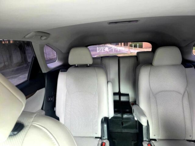 Серый Лексус РХ, объемом двигателя 3.5 л и пробегом 25 тыс. км за 30000 $, фото 13 на Automoto.ua