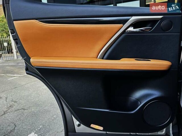 Серый Лексус РХ, объемом двигателя 3.46 л и пробегом 9 тыс. км за 52999 $, фото 27 на Automoto.ua