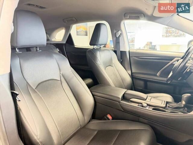 Сірий Лексус РХ, об'ємом двигуна 2 л та пробігом 103 тис. км за 43500 $, фото 10 на Automoto.ua