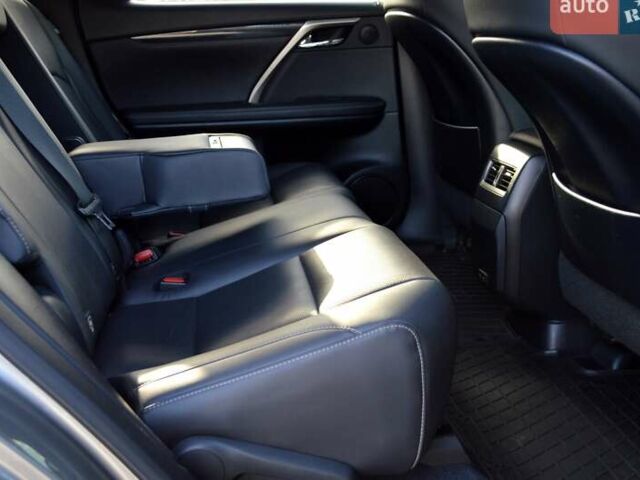 Сірий Лексус РХ, об'ємом двигуна 2 л та пробігом 86 тис. км за 46900 $, фото 46 на Automoto.ua