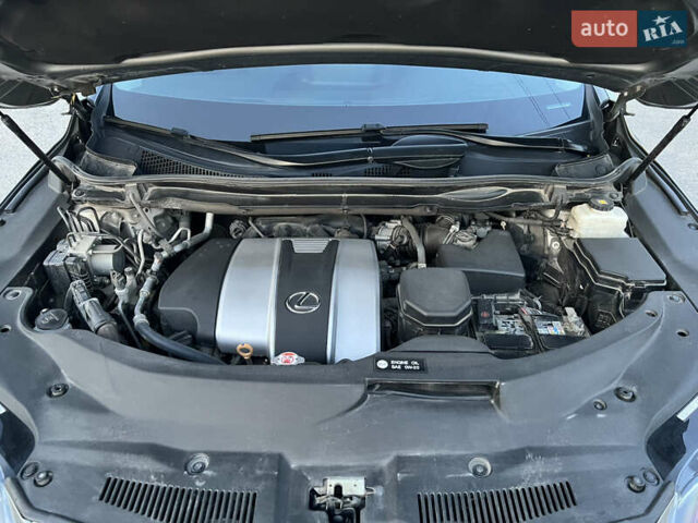 Сірий Лексус РХ, об'ємом двигуна 3.5 л та пробігом 65 тис. км за 49999 $, фото 18 на Automoto.ua