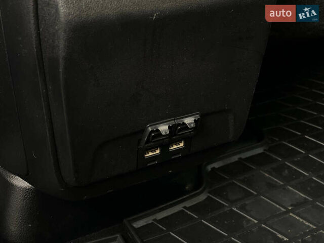 Серый Лексус РХ, объемом двигателя 3.46 л и пробегом 95 тыс. км за 38000 $, фото 8 на Automoto.ua