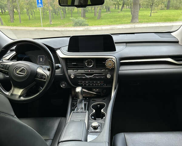 Серый Лексус РХ, объемом двигателя 2 л и пробегом 83 тыс. км за 47000 $, фото 9 на Automoto.ua