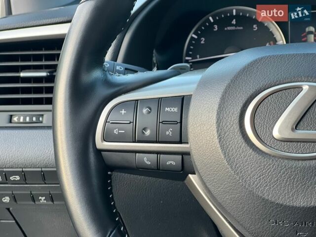 Серый Лексус РХ, объемом двигателя 2 л и пробегом 64 тыс. км за 44900 $, фото 64 на Automoto.ua