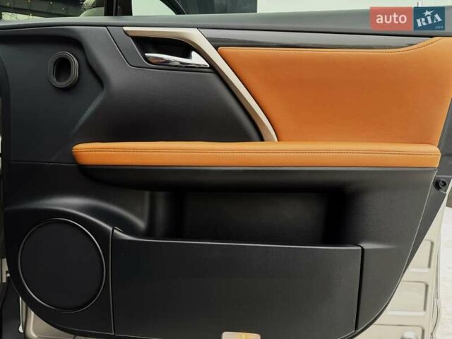 Серый Лексус РХ, объемом двигателя 3.46 л и пробегом 9 тыс. км за 52900 $, фото 34 на Automoto.ua