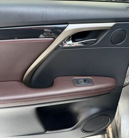 Серый Лексус РХ, объемом двигателя 2 л и пробегом 41 тыс. км за 48000 $, фото 5 на Automoto.ua