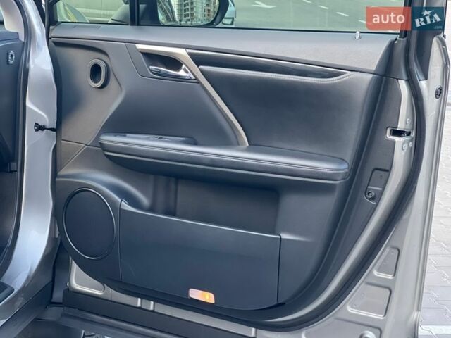 Серый Лексус РХ, объемом двигателя 2 л и пробегом 64 тыс. км за 44900 $, фото 53 на Automoto.ua
