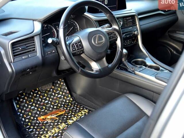 Сірий Лексус РХ, об'ємом двигуна 2 л та пробігом 86 тис. км за 46900 $, фото 18 на Automoto.ua