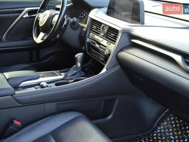 Сірий Лексус РХ, об'ємом двигуна 2 л та пробігом 86 тис. км за 46900 $, фото 41 на Automoto.ua