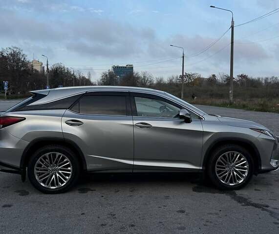 Серый Лексус РХ, объемом двигателя 3.5 л и пробегом 39 тыс. км за 64000 $, фото 28 на Automoto.ua