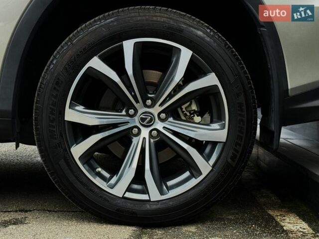 Сірий Лексус РХ, об'ємом двигуна 3.5 л та пробігом 48 тис. км за 55999 $, фото 17 на Automoto.ua