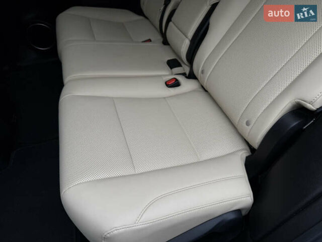 Серый Лексус РХ, объемом двигателя 3.46 л и пробегом 18 тыс. км за 53000 $, фото 44 на Automoto.ua