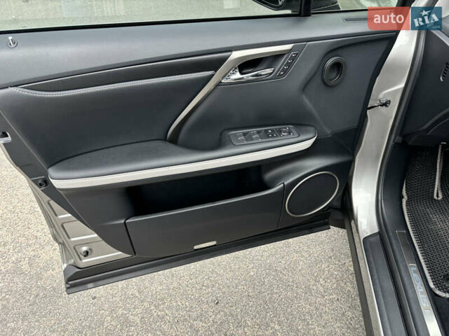 Серый Лексус РХ, объемом двигателя 3.46 л и пробегом 46 тыс. км за 57500 $, фото 7 на Automoto.ua