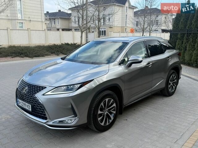 Сірий Лексус РХ, об'ємом двигуна 2 л та пробігом 20 тис. км за 51500 $, фото 1 на Automoto.ua