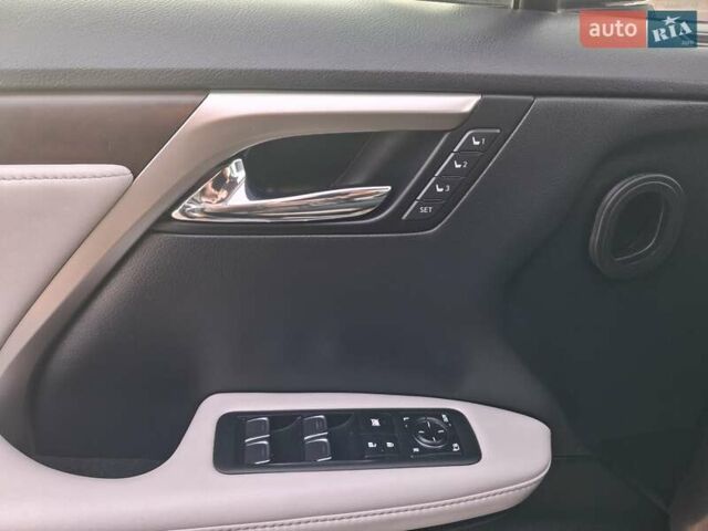 Серый Лексус РХ, объемом двигателя 3.46 л и пробегом 47 тыс. км за 47900 $, фото 21 на Automoto.ua