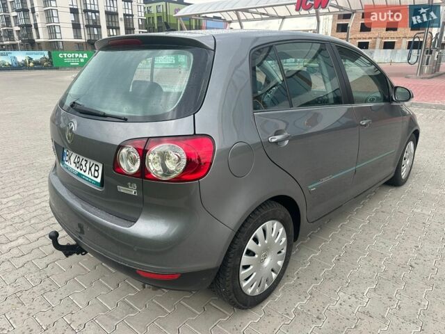 Сірий Лексус РХ, об'ємом двигуна 2 л та пробігом 30 тис. км за 57000 $, фото 1 на Automoto.ua
