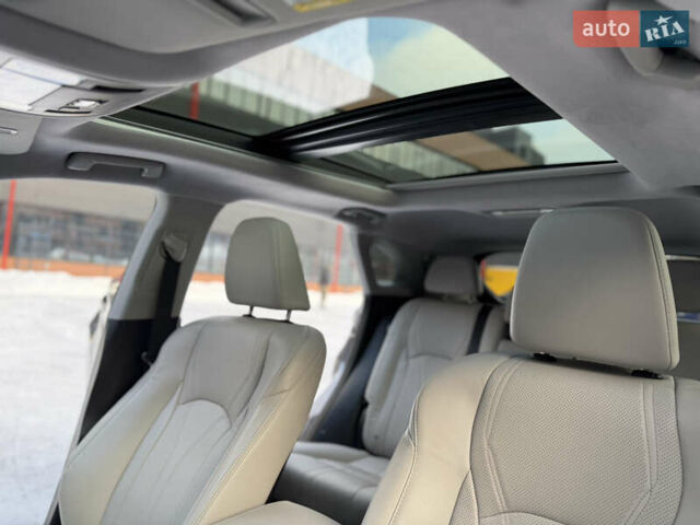 Серый Лексус РХ, объемом двигателя 3.5 л и пробегом 25 тыс. км за 46990 $, фото 59 на Automoto.ua