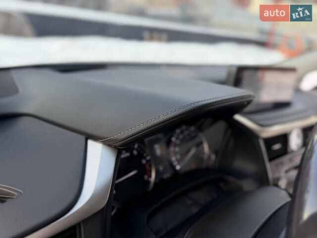 Серый Лексус РХ, объемом двигателя 3.5 л и пробегом 25 тыс. км за 46990 $, фото 56 на Automoto.ua