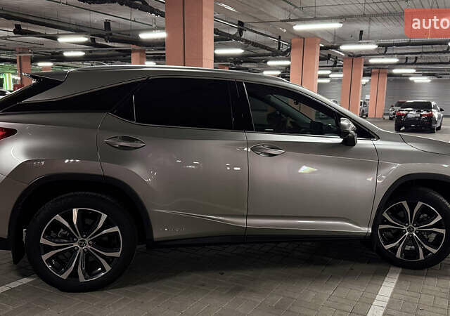 Серый Лексус РХ, объемом двигателя 3.46 л и пробегом 17 тыс. км за 57000 $, фото 6 на Automoto.ua