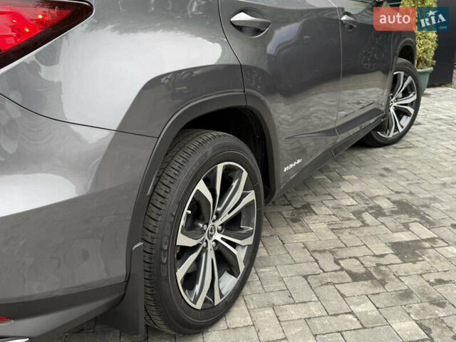 Серый Лексус РХ, объемом двигателя 3.46 л и пробегом 18 тыс. км за 53000 $, фото 62 на Automoto.ua