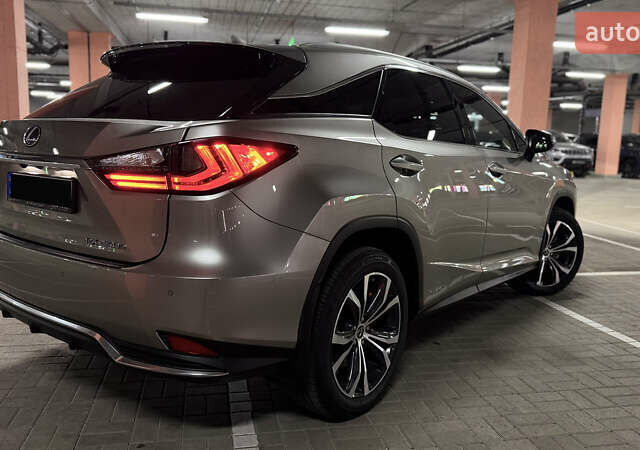 Серый Лексус РХ, объемом двигателя 3.46 л и пробегом 17 тыс. км за 57000 $, фото 5 на Automoto.ua