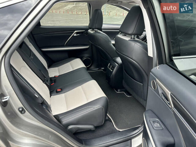 Серый Лексус РХ, объемом двигателя 3.46 л и пробегом 46 тыс. км за 52000 $, фото 16 на Automoto.ua