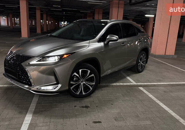 Серый Лексус РХ, объемом двигателя 3.46 л и пробегом 17 тыс. км за 57000 $, фото 1 на Automoto.ua