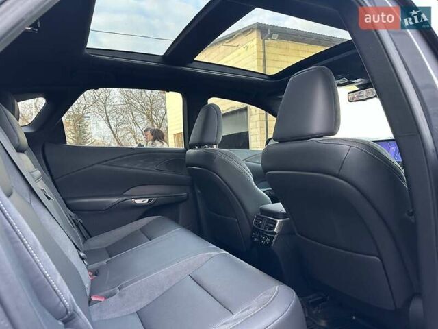 Серый Лексус РХ, объемом двигателя 2.5 л и пробегом 120 тыс. км за 76000 $, фото 18 на Automoto.ua