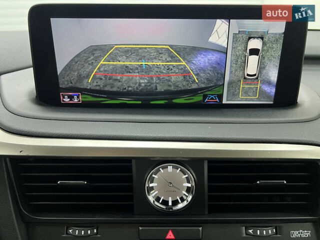 Лексус РХ 2022 в Одессе на Automoto.ua Серый Лексус РХ, объемом двигателя 3.46 л и пробегом 48 тыс. км за 58900 $, фото 13 на Automoto.ua