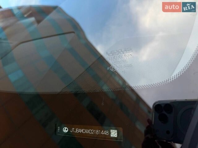 Серый Лексус РХ, объемом двигателя 2 л и пробегом 30 тыс. км за 58000 $, фото 5 на Automoto.ua