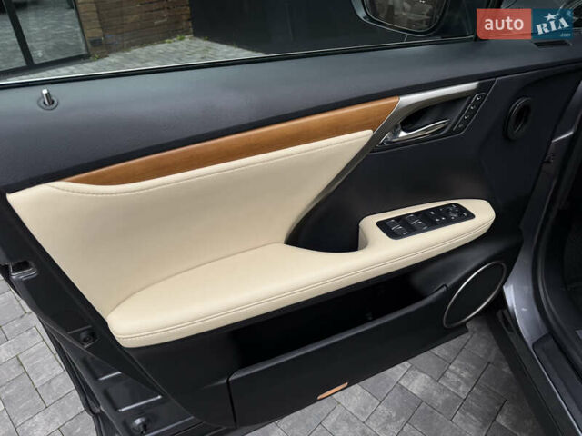 Серый Лексус РХ, объемом двигателя 3.46 л и пробегом 18 тыс. км за 53000 $, фото 33 на Automoto.ua