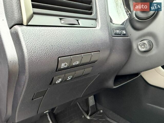 Серый Лексус РХ, объемом двигателя 3.5 л и пробегом 45 тыс. км за 44999 $, фото 8 на Automoto.ua